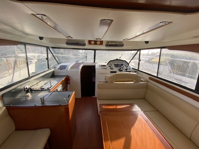 slider 7 Beneteau Antares 42